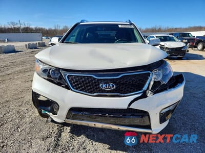 Piąte zdjęcie samochodu w środku: 2013 KIA SORENTO SX VIN:5XYKWDA25DG393380 - miniatura