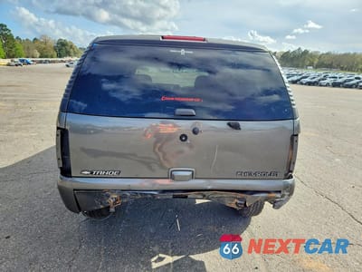 Zdjęcie 6 z 12 samochodu: 2002 CHEVROLET TAHOE K1500 VIN:1GNEK13Z32R123734 - miniatura