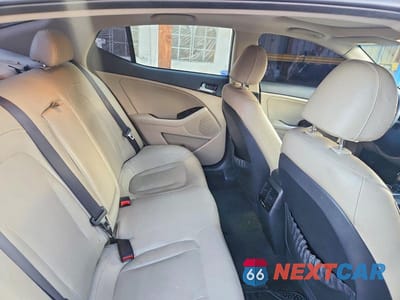 Zdjęcie 10 z 12 samochodu: 2011 KIA OPTIMA HYBRID BASE VIN:KNAGM4ADXB5000957 - miniatura