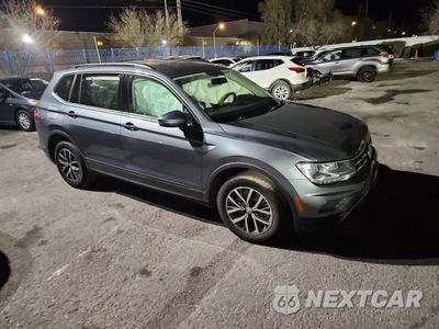 Czwarte zdjęcie samochodu z boku: 2021 VOLKSWAGEN TIGUAN S VIN:3VV1B7AXXMM039959 - miniatura