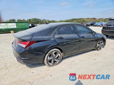 Trzecie zdjęcie samochodu z tyłu: 2023 HYUNDAI ELANTRA SEL VIN:KMHLS4AG7PU526148 - miniatura