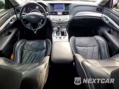Zdjęcie 8 z 12 samochodu: 2016 INFINITI Q70 3.7 VIN:JN1BY1AP3GM220189 - miniatura