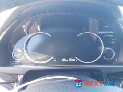 Zdjęcie 9 z 12 samochodu: 2018 BMW X6 SDRIVE35I VIN:5UXKU0C58J0G69527 - miniatura