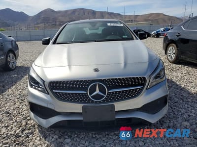 Piąte zdjęcie samochodu w środku: 2018 MERCEDES-BENZ CLA 250 VIN:WDDSJ4EB1JN566718 - miniatura