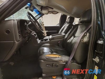 Zdjęcie 7 z 11 samochodu: 2004 GMC SIERRA K2500 HEAVY DUTY VIN:1GTHK29G04E372312 - miniatura