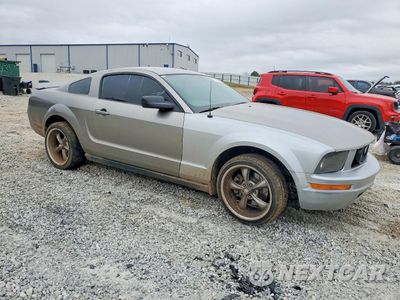 Czwarte zdjęcie samochodu z boku: 2008 FORD MUSTANG VIN:1ZVHT80N685140148 - miniatura