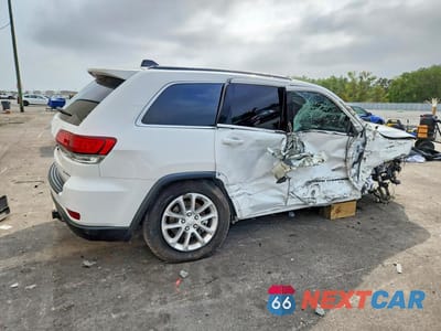 Trzecie zdjęcie samochodu z tyłu: 2022 JEEP GRAND CHEROKEE LAREDO E VIN:1C4RJEAGXNC154993 - miniatura