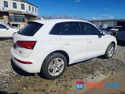 Trzecie zdjęcie samochodu z tyłu: 2018 AUDI Q5 PREMIUM VIN:WA1ANAFY1J2108474 - miniatura