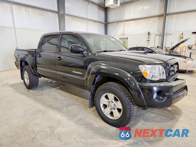 Czwarte zdjęcie samochodu z boku: 2008 TOYOTA TACOMA V6 VIN:5TELU42N28Z555786 - miniatura