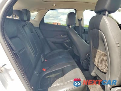 Zdjęcie 11 z 12 samochodu: 2019 JAGUAR E-PACE SE VIN:SADFP2FX5K1Z45033 - miniatura