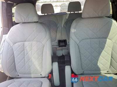 Zdjęcie 10 z 12 samochodu: 2024 BMW X7 XDRIVE40I VIN:5UX23EM01R9S23534 - miniatura