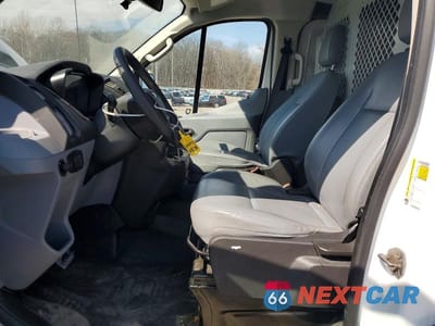 Zdjęcie 7 z 13 samochodu: 2019 FORD TRANSIT 150 DELIVERY VAN VIN:1FTYE1ZM7KKA84521 - miniatura