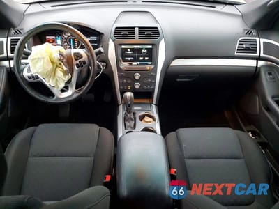 Zdjęcie 8 z 12 samochodu: 2011 FORD EXPLORER XLT VIN:1FMHK7D87BGA14859 - miniatura