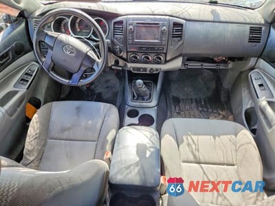 Zdjęcie 8 z 11 samochodu: 2013 TOYOTA TACOMA V6 VIN:5TFLU4EN2DX077091 - miniatura