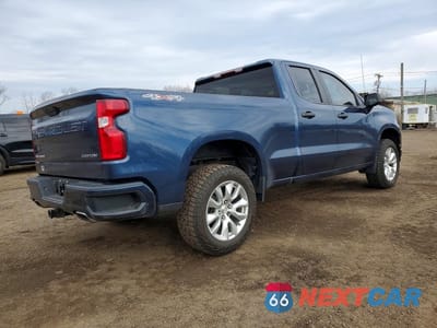 Trzecie zdjęcie samochodu z tyłu: 2019 CHEVROLET SILVERADO K1500 CUSTOM VIN:1GCRYBEF8KZ254675 - miniatura