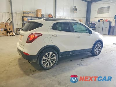Trzecie zdjęcie samochodu z tyłu: 2020 BUICK ENCORE PREFERRED VIN:KL4CJASB1LB348536 - miniatura