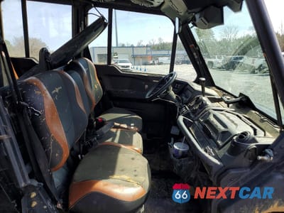 Piąte zdjęcie samochodu w środku: 2024 CAN-AM DEFENDER MAX LIMITED CAB HD10 VIN:3JBUUAX23RK002210 - miniatura