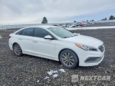 Czwarte zdjęcie samochodu z boku: 2015 HYUNDAI SONATA SPORT VIN:5NPE34AF8FH081008 - miniatura