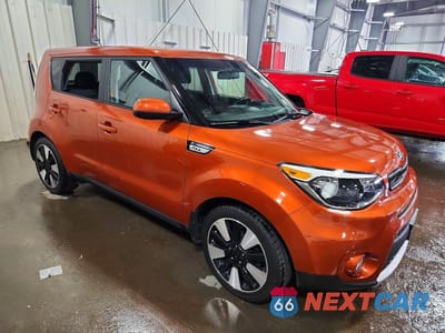 Czwarte zdjęcie samochodu z boku: 2018 KIA SOUL + VIN:KNDJP3A53J7584768 - miniatura