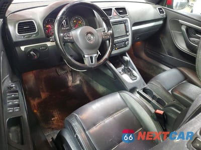 Zdjęcie 8 z 12 samochodu: 2012 VOLKSWAGEN EOS KOMFORT VIN:WVWBW7AH3CV001879 - miniatura