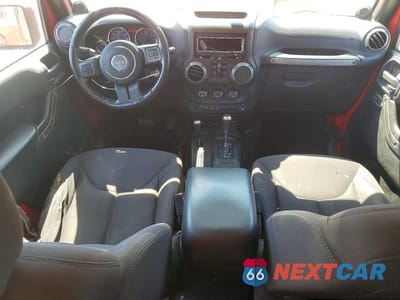 Zdjęcie 8 z 12 samochodu: 2014 JEEP WRANGLER UNLIMITED SPORT VIN:1C4BJWDG9EL199572 - miniatura