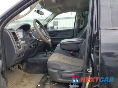 Zdjęcie 7 z 13 samochodu: 2012 DODGE RAM 3500 ST VIN:3C63DRGL6CG118535 - miniatura