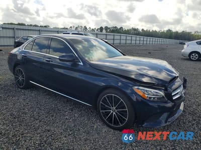 Czwarte zdjęcie samochodu z boku: 2020 MERCEDES-BENZ C 300 VIN:WDDWF8DB3LR530777 - miniatura