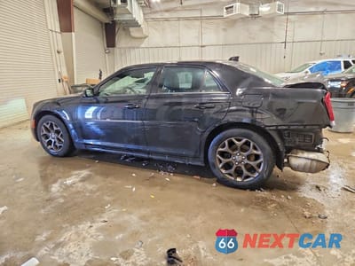 Drugie zdjęcie samochodu z przodu: 2016 CHRYSLER 300 S VIN:2C3CCAGG3GH325006 - miniatura