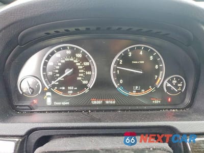 Zdjęcie 9 z 12 samochodu: 2014 BMW 550 IGT VIN:WBA5M6C52ED085957 - miniatura