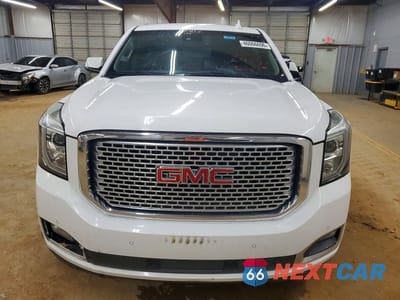 Piąte zdjęcie samochodu w środku: 2016 GMC YUKON XL DENALI VIN:1GKS2HKJ1GR283638 - miniatura