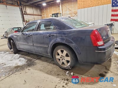 Drugie zdjęcie samochodu z przodu: 2005 CHRYSLER 300 TOURING VIN:2C3AK53G35H647231 - miniatura