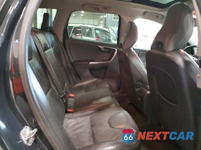 Zdjęcie 11 z 12 samochodu: 2014 VOLVO XC60 T6 VIN:YV4902DZ3E2544111 - miniatura