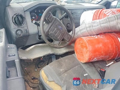 Zdjęcie 8 z 11 samochodu: 2014 FORD F250 SUPER DUTY VIN:1FTBF2B69EEB04565 - miniatura