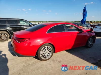 Trzecie zdjęcie samochodu z tyłu: 2020 MERCEDES-BENZ CLA 250 4MATIC VIN:WDD5J4HB6LN034666 - miniatura