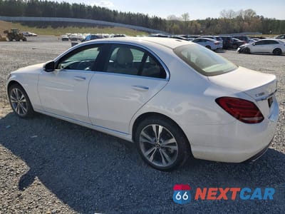 Drugie zdjęcie samochodu z przodu: 2018 MERCEDES-BENZ C 300 4MATIC VIN:55SWF4KB8JU274868 - miniatura