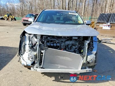 Piąte zdjęcie samochodu w środku: 2025 TOYOTA RAV4 HYBRID XLE VIN:JTMRWRFV7SJ075790 - miniatura