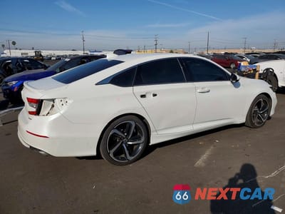Trzecie zdjęcie samochodu z tyłu: 2019 HONDA ACCORD SPORT VIN:1HGCV1F31KA080722 - miniatura