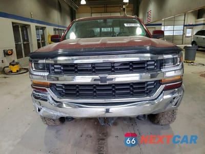 Piąte zdjęcie samochodu w środku: 2016 CHEVROLET SILVERADO K1500 LT VIN:3GCUKRECXGG341673 - miniatura