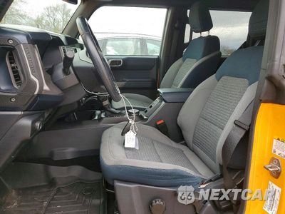 Zdjęcie 7 z 13 samochodu: 2021 FORD BRONCO BASE VIN:1FMDE5BH2MLA77245 - miniatura