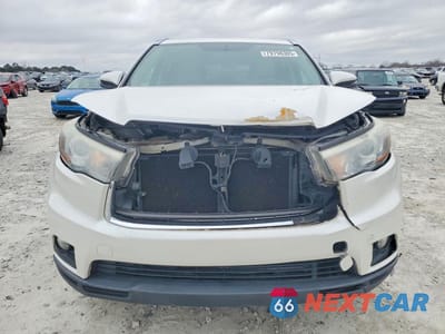 Piąte zdjęcie samochodu w środku: 2015 TOYOTA HIGHLANDER XLE VIN:5TDKKRFH1FS064834 - miniatura