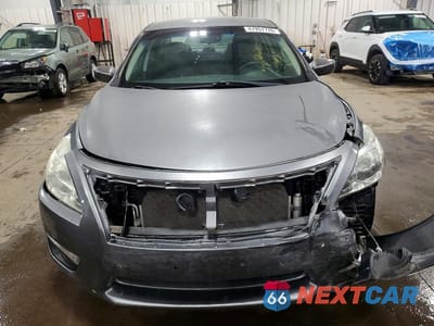 Piąte zdjęcie samochodu w środku: 2014 NISSAN ALTIMA 2.5 S VIN:1N4AL3AP1EN385481 - miniatura