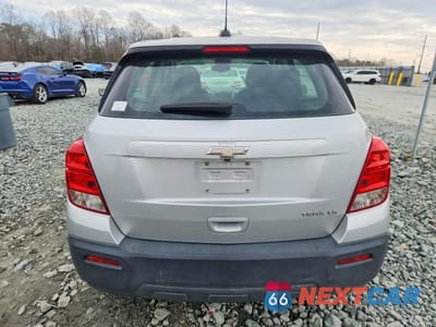 Zdjęcie 6 z 13 samochodu: 2015 CHEVROLET TRAX LS VIN:KL7CJKSB2FB170116 - miniatura