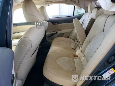 Zdjęcie 10 z 12 samochodu: 2018 TOYOTA CAMRY HYBRID XLE VIN:4T1B21HKXJU507511 - miniatura