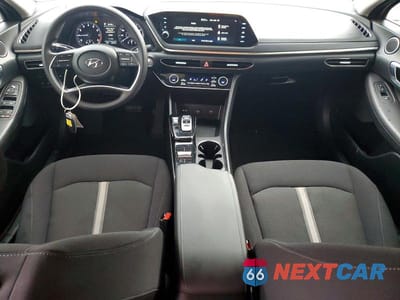 Zdjęcie 8 z 12 samochodu: 2023 HYUNDAI SONATA SEL VIN:KMHL64JA9PA264540 - miniatura