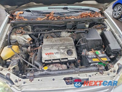 Zdjęcie 11 z 12 samochodu: 2004 TOYOTA HIGHLANDER BASE VIN:JTEEP21A340061784 - miniatura