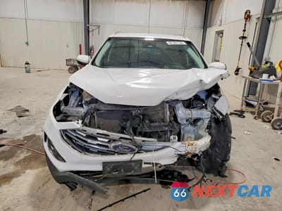 Piąte zdjęcie samochodu w środku: 2019 FORD EDGE SEL VIN:2FMPK4J93KBB15167 - miniatura