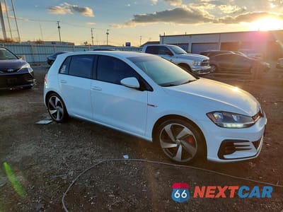 Czwarte zdjęcie samochodu z boku: 2020 VOLKSWAGEN GTI S VIN:3VW6T7AU7LM017100 - miniatura