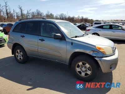 Czwarte zdjęcie samochodu z boku: 2005 TOYOTA RAV4 BASE VIN:JTEHD20V350053101 - miniatura