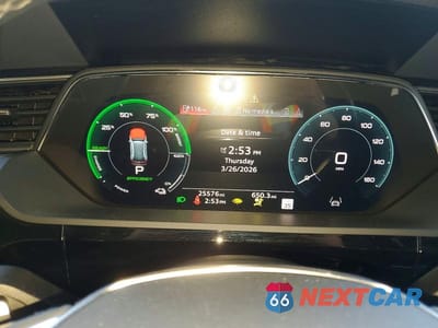Zdjęcie 9 z 13 samochodu: 2024 AUDI Q8 E-TRON PREMIUM PLUS VIN:WA15AAGE1RB045535 - miniatura