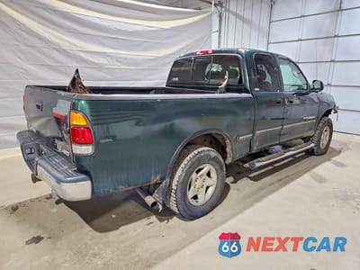 Trzecie zdjęcie samochodu z tyłu: 2000 TOYOTA TUNDRA SR5 VIN:5TBBT4412YS076461 - miniatura